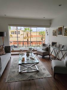 Avda. Belen , Lima, Lima 00001, Peru