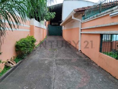 Constitución Nacional , Encarnación, Itapúa 00001, Paraguay