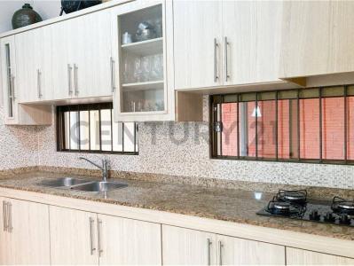 Bojanovich entre Lomas Valentinas e Independencia Nacional , Encarnación, Itapúa 00001, Paraguay