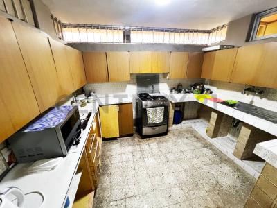 JR. LOS SAUCES BELLAVISTA , Callao, Callao 00001, Peru