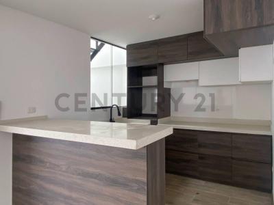 URB. ALTO LIBERTAD , Arequipa, Arequipa 00001, ペルー