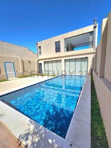 Dr. Morra c/ Lillo 886, Ycuá Satí, Asunción 1410, Paraguai