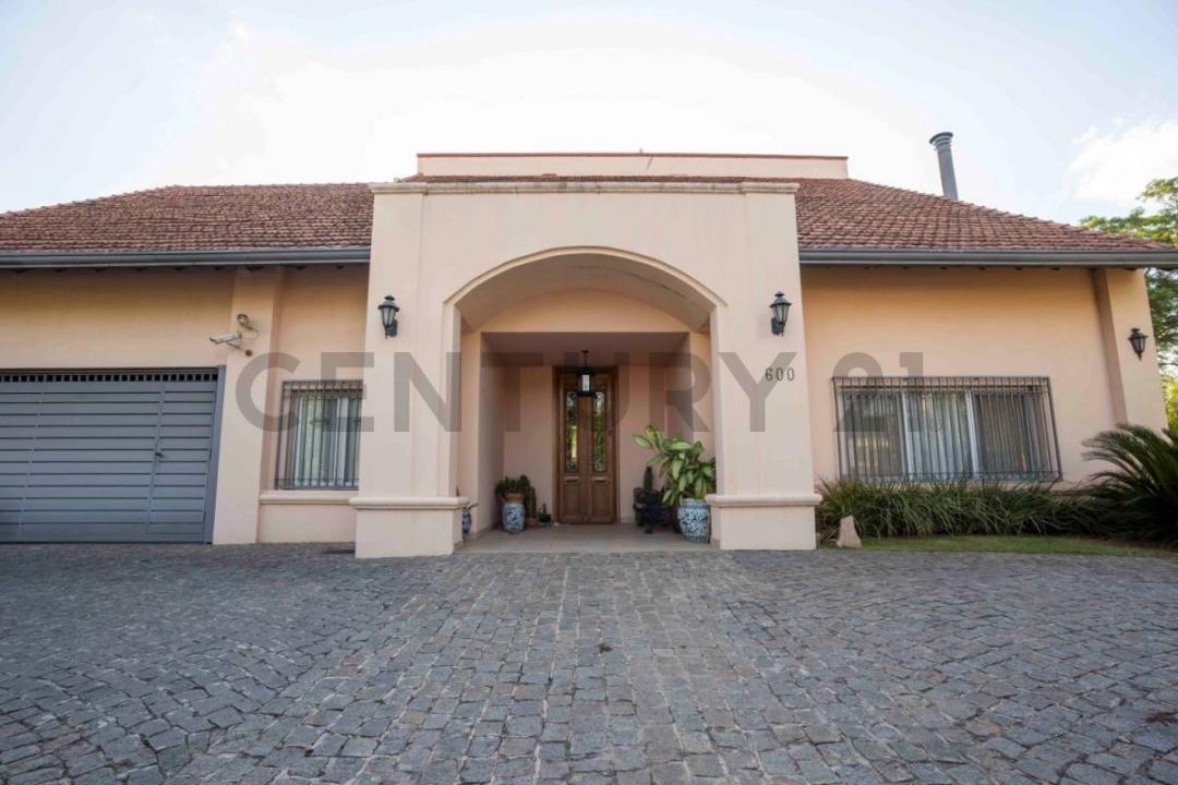 Av. del Yacht 600, Lambaré, Central 00001, Paraguay