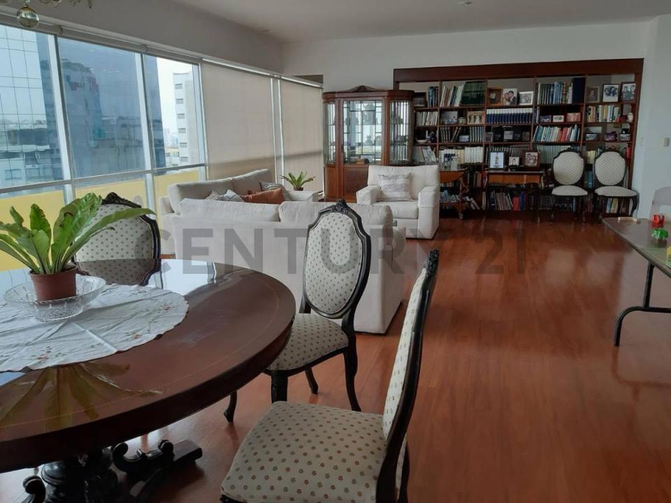 Av. Juan de Aliaga , Lima, Lima 00001, Peru