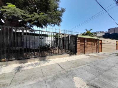 Av Monseñor Roca y Boloña , Lima, Lima 00001, Peru