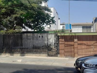 Av Monseñor Roca y Boloña , Lima, Lima 00001, Peru