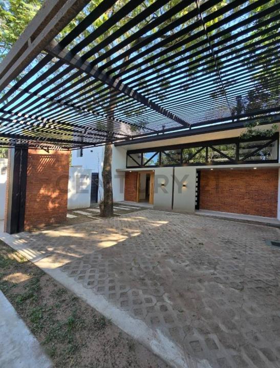 Avda. Ciervo Cua (a 2 cuadras) , San Bernardino, Cordillera 00001, 巴拉圭