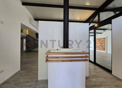 Avda. Ciervo Cua (a 2 cuadras) , San Bernardino, Cordillera 00001, 巴拉圭