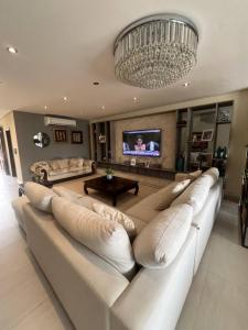 ARQUITECTO ALFARO 282, Mburucuyá, Asunción 00001, פרגוואי