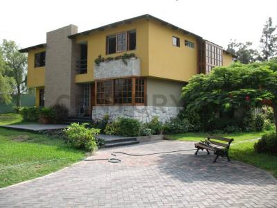 JR RAPALLO , Lima, Lima 00001, Peru