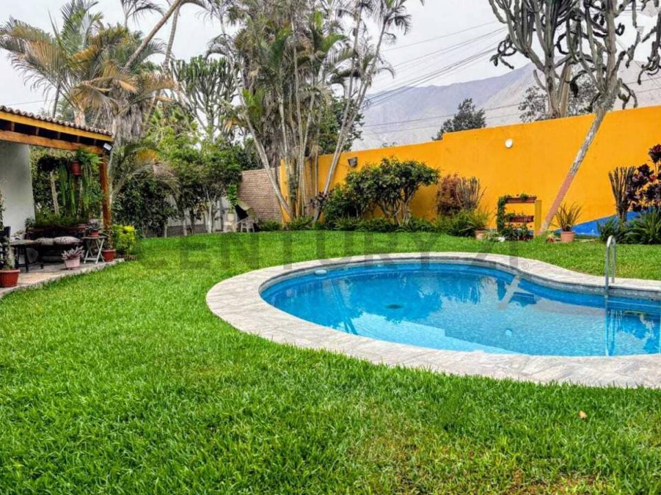 Av. Tambo Viejo , Lima, Lima 00001, Peru