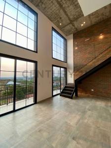 Avda. Primer Presiente esquina Auditores de la Guerra del Chaco , Mburucuyá, Asunción 00001, Paraguay