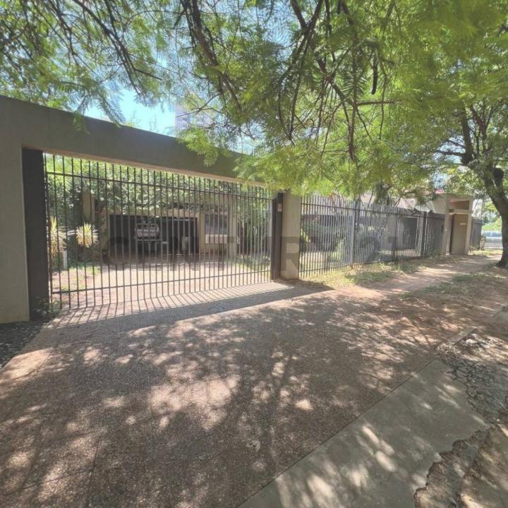 Procer Pedro Alcantara c/ san Benigno , Las Lomas, Asunción 00001, Paraguay