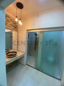 luis alberto herrera , Luque, מרכזי 2060, פרגוואי