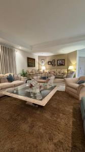 Moreno González esquina Comandante Aguirre N°1109 1109, Las Lomas, Asunción 00001, Paraguay