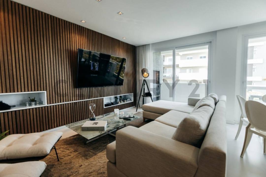 Del Maestro esquina Malutin , Villa Morra, Asunción 00001, Paraguai