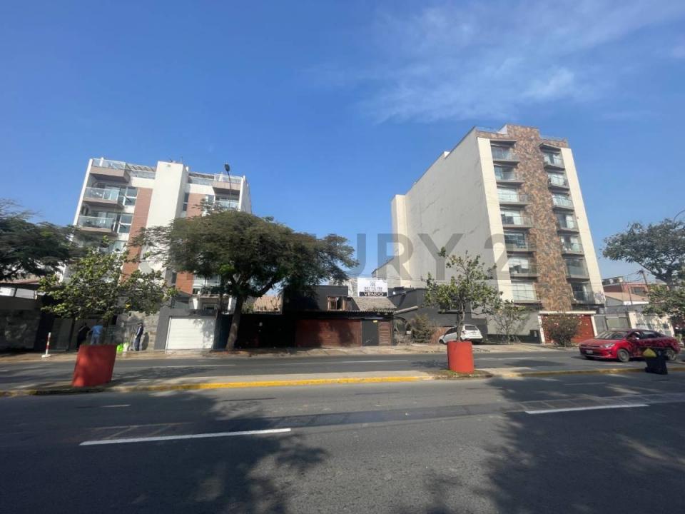 Av. San Borja Norte , Lima, Lima 00001, Peru