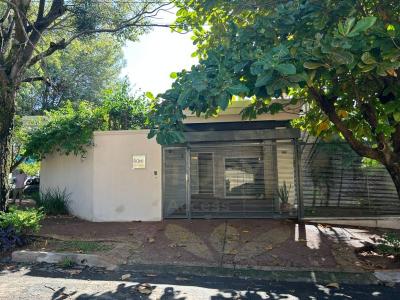 Fray Luis de Leon  esquina Goya , Mcal. López, Asunción 00001, Paraguay