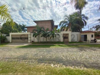 aregua esquina emilio Meza , Loma Pytá, Asunción 00001, Paraguay