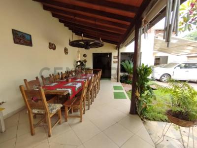 aregua esquina emilio Meza , Loma Pytá, Asunción 00001, פרגוואי