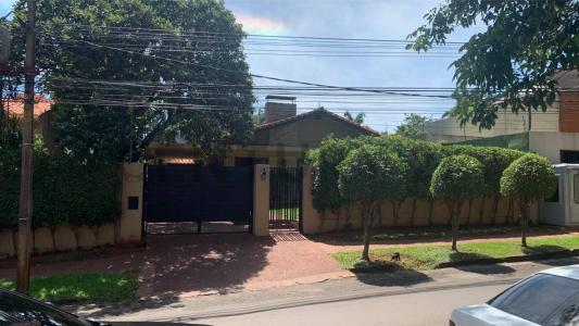 César López Moreira casi Dr. Migone , Las Lomas, Asunción 00001, Paraguay