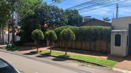 César López Moreira casi Dr. Migone , Las Lomas, Asunción 00001, Paraguay