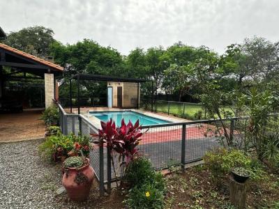 Avda Surubi'i , Mariano Roque Alonso, Central 00001, Paraguay