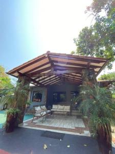 Costa Sosa - Luque , Luque, Central 00001, Paraguay