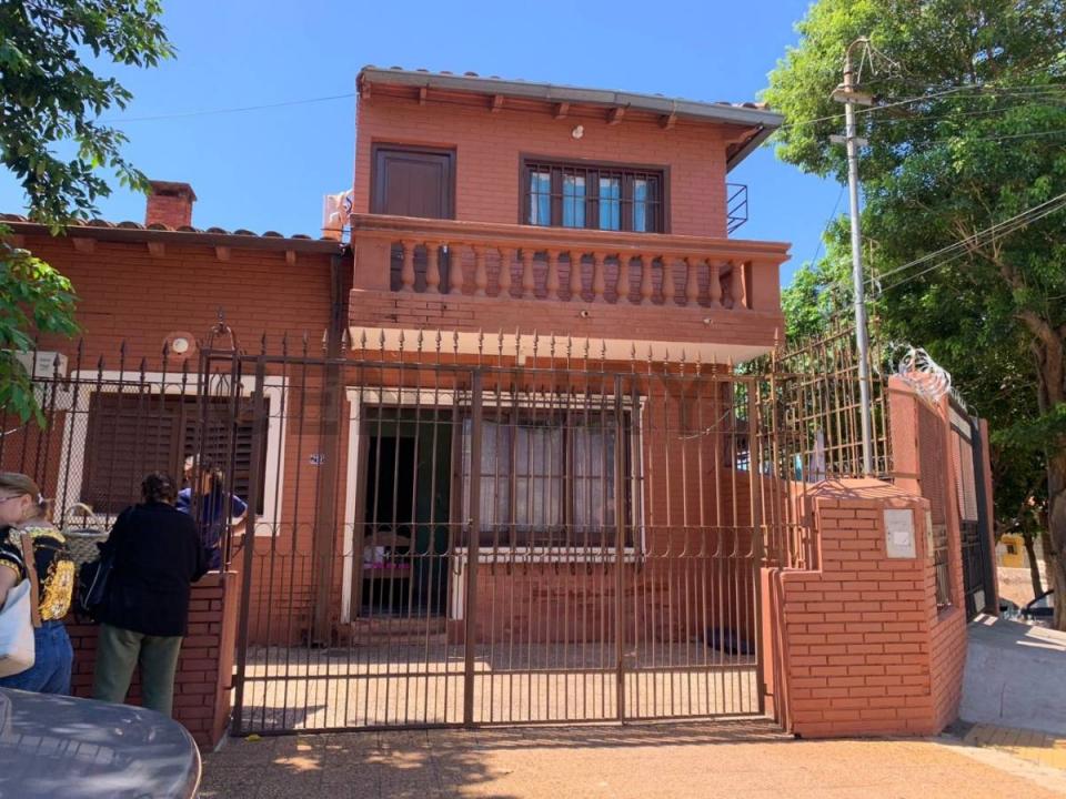 Diaz Guzman esq Mayor Martinez , Gral. Diaz, Asunción 00001, Парагвай