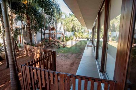 Avd. Primer Presidente Esq. Jazmín del Paraguay , Mburucuyá, Asunción 00001, Le Paraguay