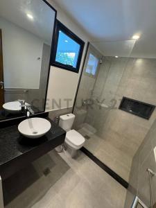 JUAN DE SALAZAR C/PADRE CARDOZO , Las Mercedes, Asunción 00001, Paraguay