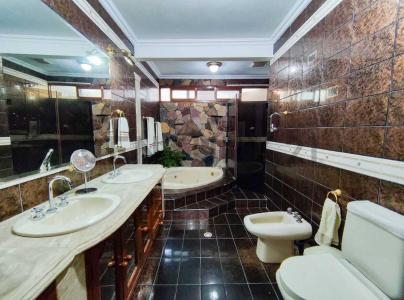 CALLE JULIO SALMON Nº 104 , Oeste, Santa Cruz 00001, Bolivia