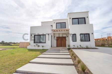 Avenida de la Rivera 500, Tigre, GBA Norte 00001, Argentina