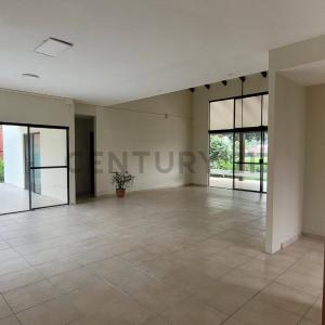 Calle 10 de Noviembre esq Av. Claracuta 6156, Norte, Santa Cruz 591, Bolivia