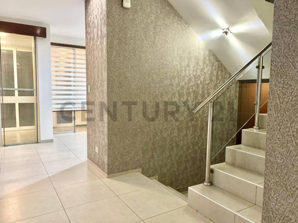 AV. BANZER 9NO. ANILLO CONDOMINIO CASA DE CAMPO , Norte, Santa Cruz 00001, Bolivia