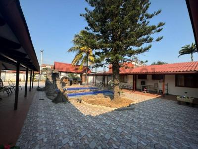 Barrio Salud Zona Sur , Santos Dumont Calle 5 , Sur, Santa Cruz 00001, Bolivia