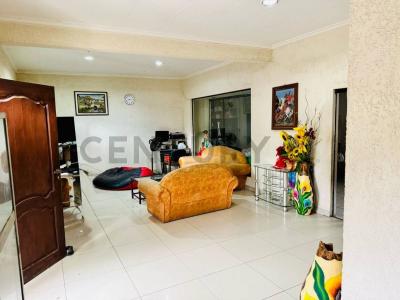 Av Pirai 6°anillo , Oeste, Santa Cruz 00001, Bolivie