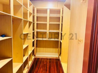 Covent Garden , Georgetown, Guyana