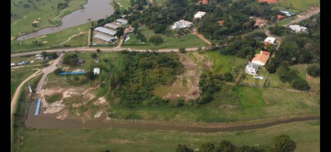 Avenida Surubi-i , Mariano Roque Alonso, Central 00001, Paraguay