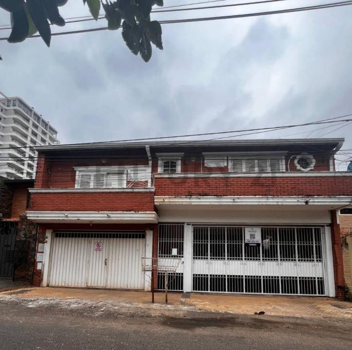 sucre casi bernardino caballero home herrera, Herrera, Asunción ., Paraguay