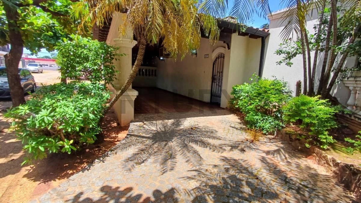 jardin de oro esquina palo santo , Luque, Central 00001, Paraguay