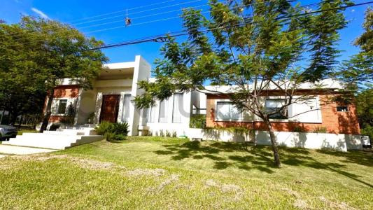 Avda. Surubi,i , Mariano Roque Alonso, Central 00001, Paraguai