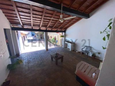 Gondra casi España 000, Bernardino Caballero, Asunción 000, Paraguay