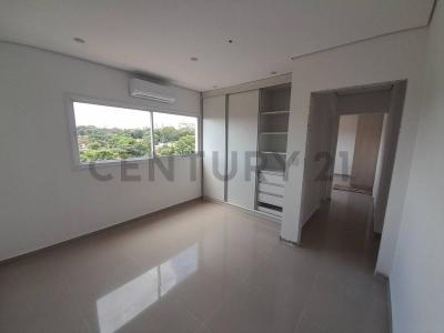 General santos casi Genaro Ruiz , Las Mercedes, Asunción 001, Paraguay