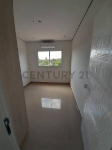 General santos casi Genaro Ruiz , Las Mercedes, Asunción 001, Paraguay