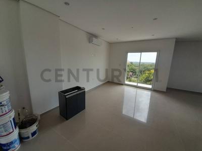 General santos casi Genaro Ruiz , Las Mercedes, Asunción 001, Paraguay