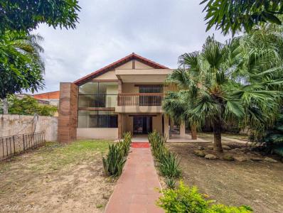 ZONA EL TROMPILLO CALLE LEOCADIA , Sur, Santa Cruz 00001, Bolivia