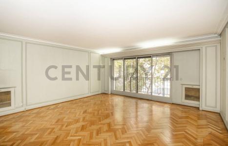 Vicente López 1641, Recoleta, Capital Federal 1010, 아르헨티나