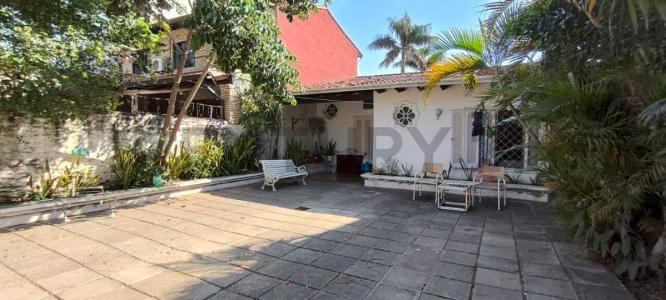 Comandante Jose Dolores Molas 1525 entre Santiago y Juan Ventre 1525, Barrio Jara, Asunción 00001, Le Paraguay