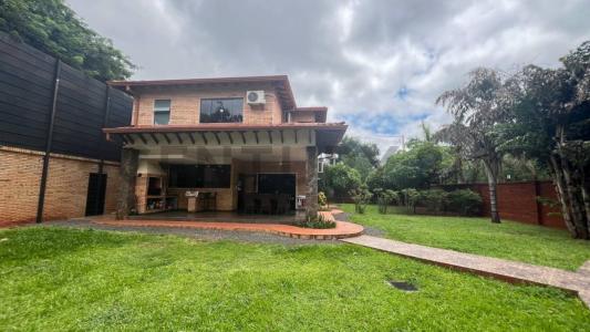 Calle Yhaguy Luque Bo. Loma Merlo , Luque, Central 00001, Paraguay